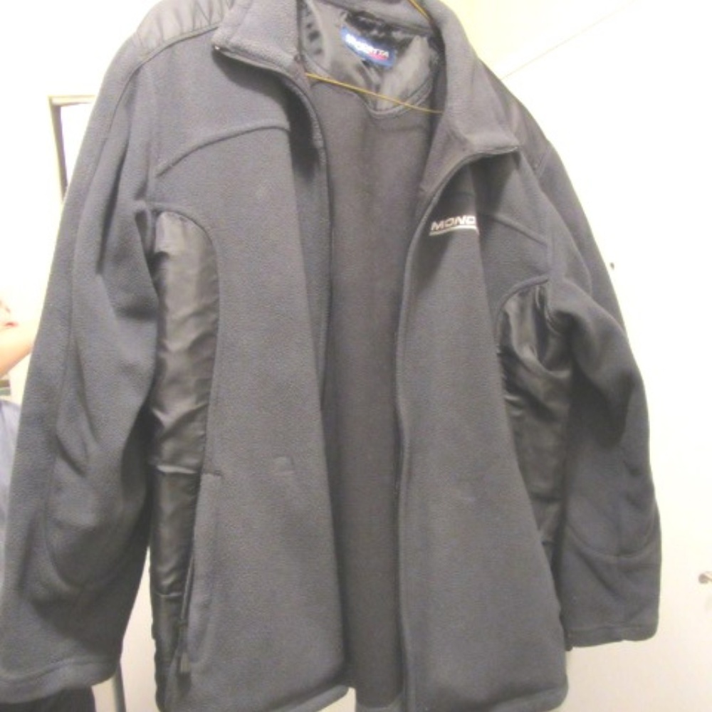 Mondetta Sport jacket- Size S